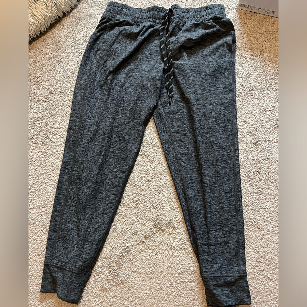 Grey women’s joggers